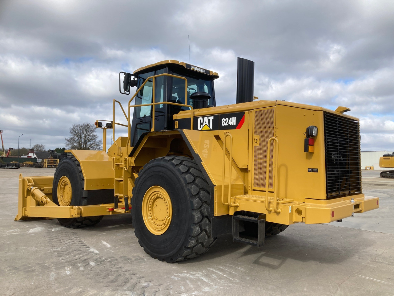 CATERPILLAR 824H - Булдозер: снимка 1 CATERPILLAR 824H - Булдозер: снимка 1