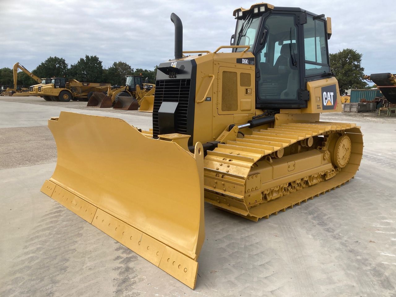 CATERPILLAR D6K2 LGP - Булдозер: снимка 1 CATERPILLAR D6K2 LGP - Булдозер: снимка 1