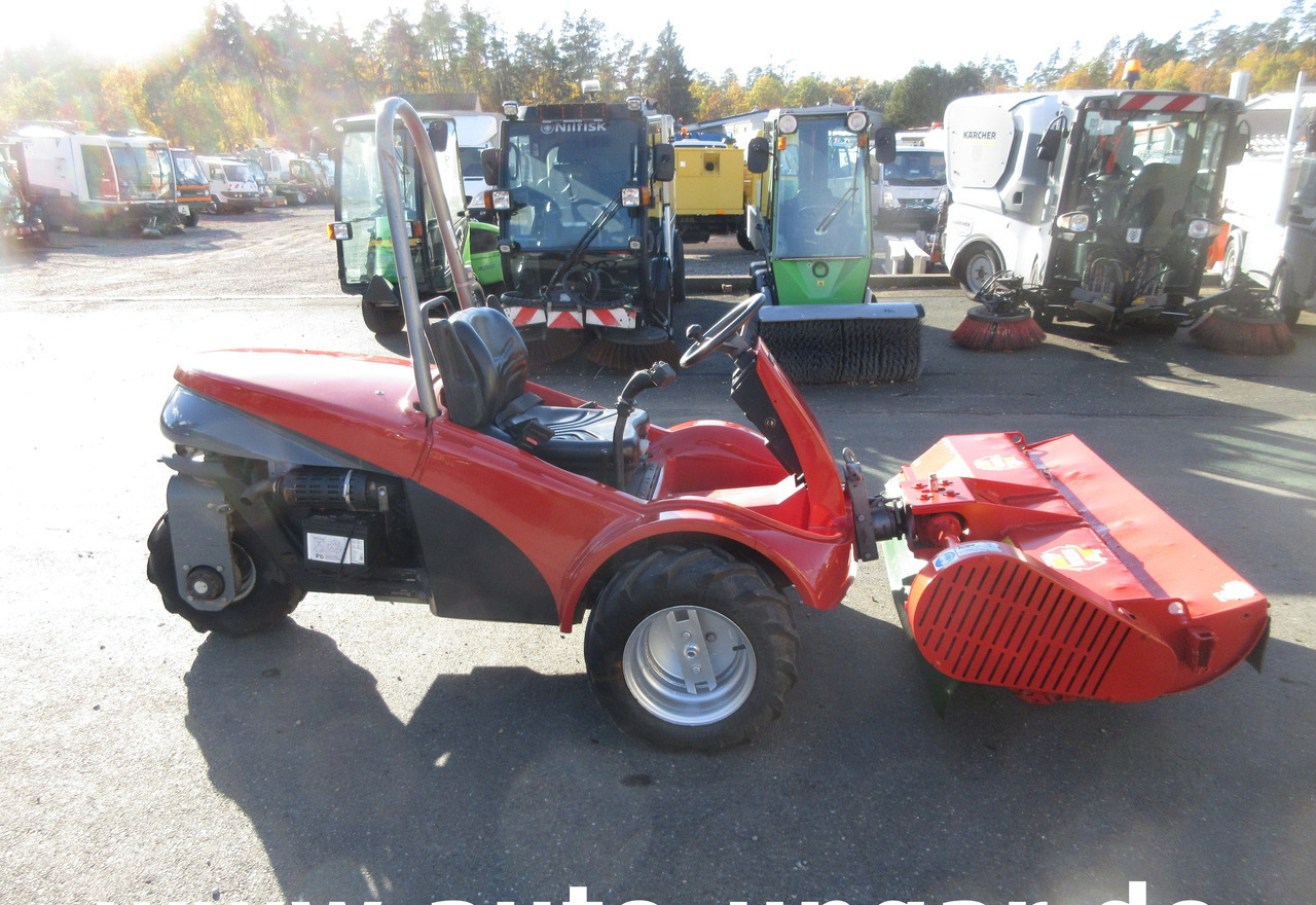 Aebi TerraCut TC07 Hangmäher 3x3 mit Humus Mulcher - Шредер с телескопично рамо: снимка 5 Aebi TerraCut TC07 Hangmäher 3x3 mit Humus Mulcher - Шредер с телескопично рамо: снимка 5