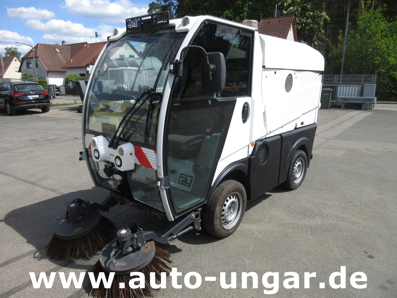 BUCHER CityCat CC1000 ERSATZTEILTRÄGER Kehrmaschine SPAREPARTS - Мотометачна машина: снимка 1 BUCHER CityCat CC1000 ERSATZTEILTRÄGER Kehrmaschine SPAREPARTS - Мотометачна машина: снимка 1