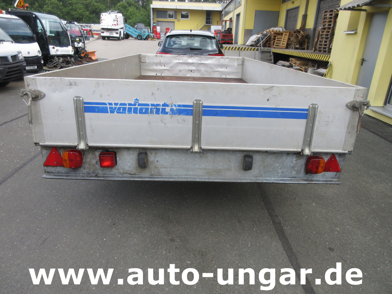 Buhl Variant 2000 Anhänger Pritsche Hochlader 2.000kg Alubordwände - Бордово ремарке/ Платформа: снимка 3 Buhl Variant 2000 Anhänger Pritsche Hochlader 2.000kg Alubordwände - Бордово ремарке/ Платформа: снимка 3