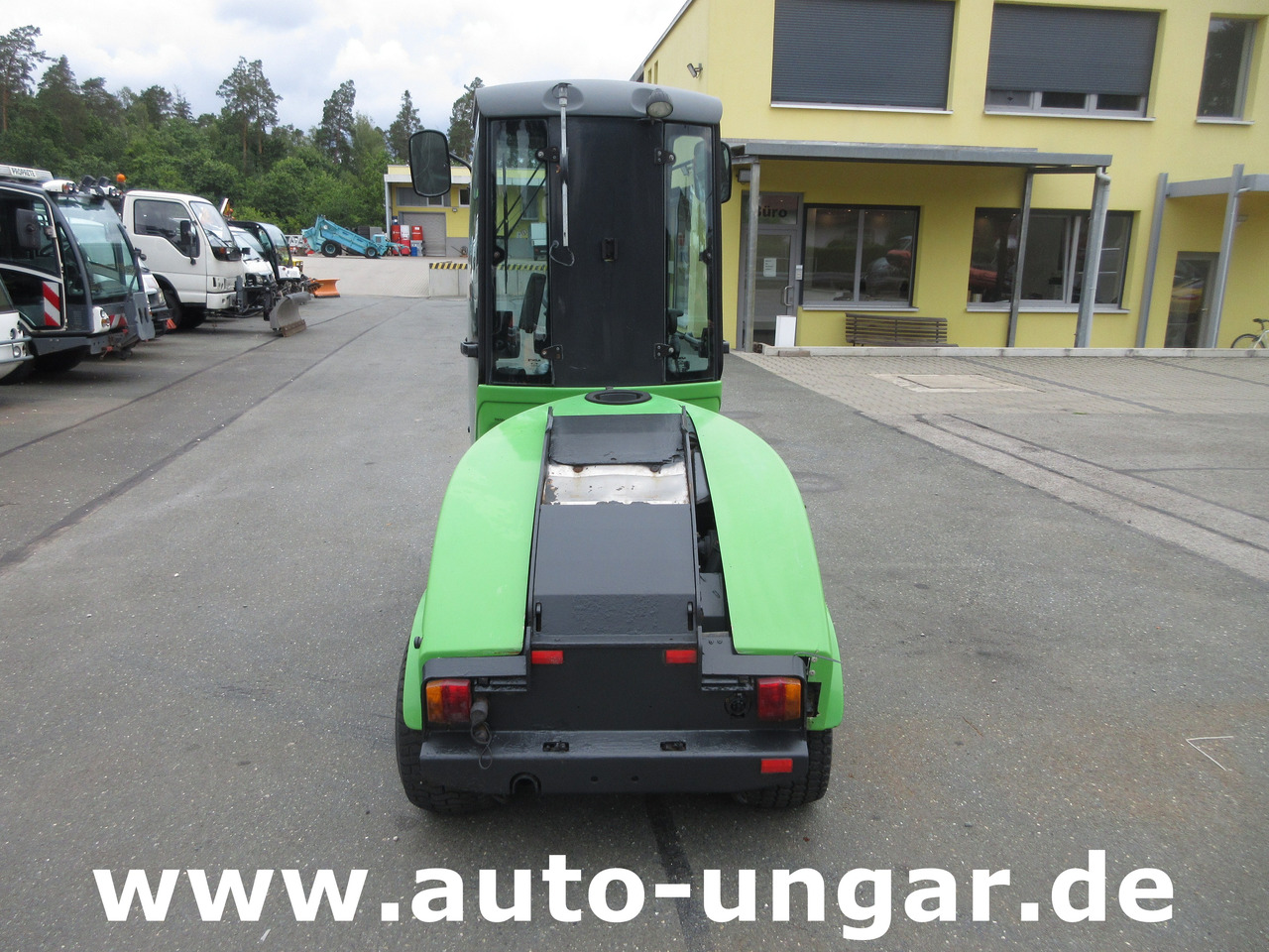 Egholm 2200 T Moduloflex 4x4 Knicklenkung Baujahr 2009 Daihatsu DM950 Diesel - Трактор за комунални дейности: снимка 5 Egholm 2200 T Moduloflex 4x4 Knicklenkung Baujahr 2009 Daihatsu DM950 Diesel - Трактор за комунални дейности: снимка 5