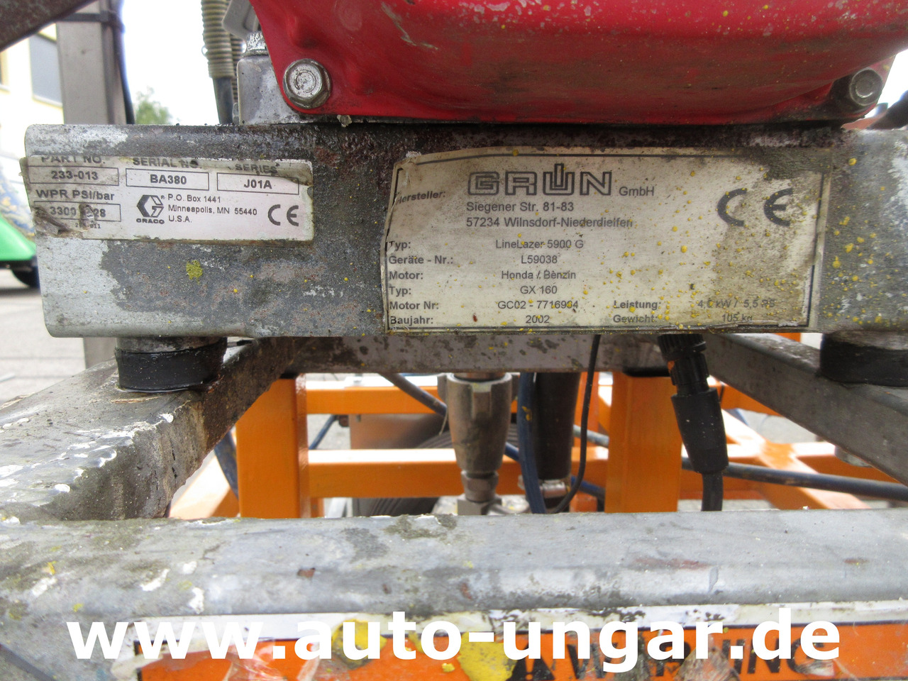 Graco LineLazer II 5900  auf Zindel VarioZet Linedriver Perlstreuer + Airless-Farb-Spritze Hofmann - Техника за слагане на асфалт: снимка 5 Graco LineLazer II 5900  auf Zindel VarioZet Linedriver Perlstreuer + Airless-Farb-Spritze Hofmann - Техника за слагане на асфалт: снимка 5