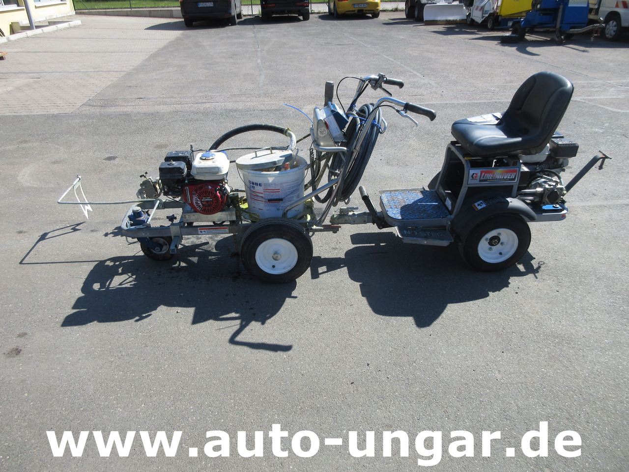 Graco LineLazer III 3900 Linedriver ride-on striper Roadmarking Straßenmarkierung - Техника за слагане на асфалт: снимка 3 Graco LineLazer III 3900 Linedriver ride-on striper Roadmarking Straßenmarkierung - Техника за слагане на асфалт: снимка 3