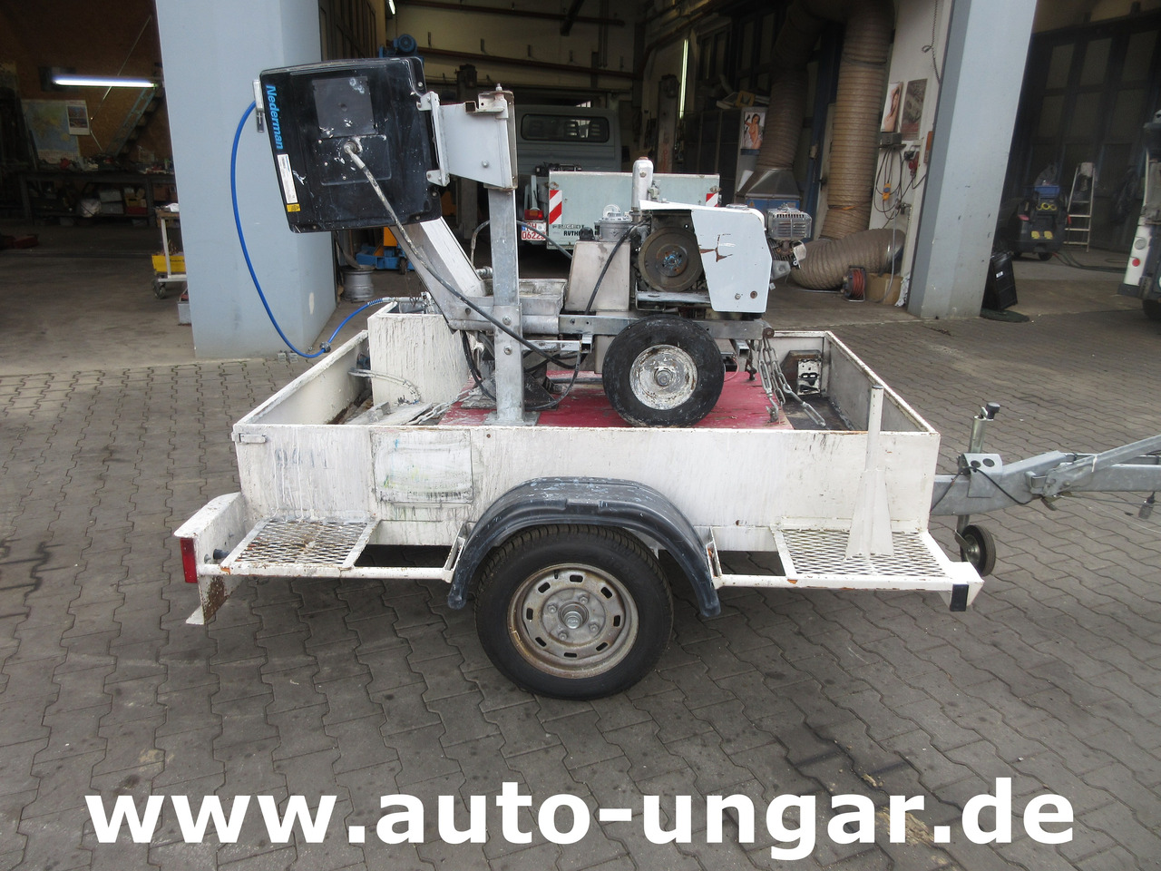 Graco Zebra 5 Airless Traceuse Markiermaschine Roadmarking Machine mit Trailer Hofmann - Техника за слагане на асфалт: снимка 5 Graco Zebra 5 Airless Traceuse Markiermaschine Roadmarking Machine mit Trailer Hofmann - Техника за слагане на асфалт: снимка 5