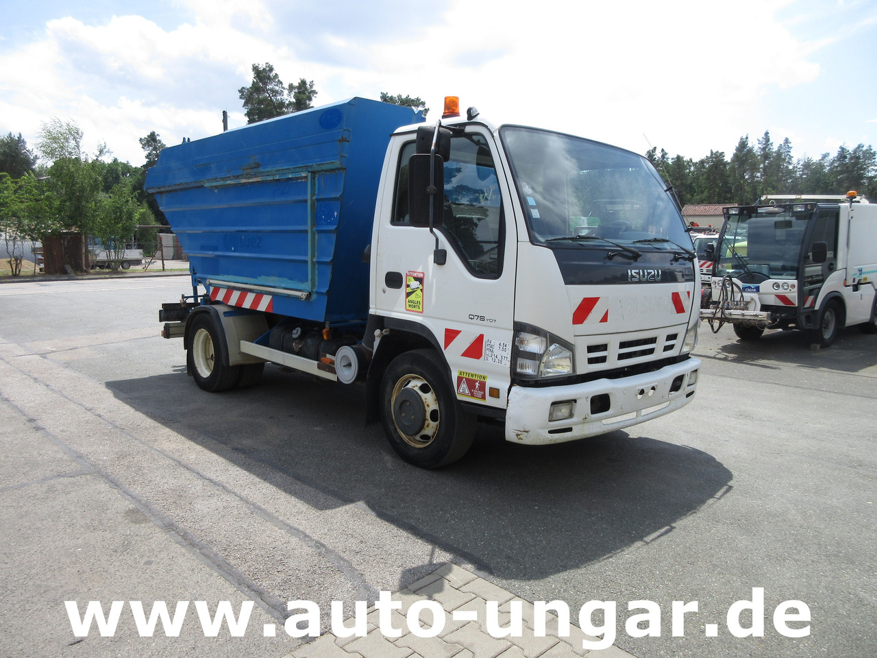 ISUZU NQR Smoother Q75 Y07 Müllwagen 8m³ TECNO 7.500kg Kipper Presse Lifter - Боклукчийска кола: снимка 1 ISUZU NQR Smoother Q75 Y07 Müllwagen 8m³ TECNO 7.500kg Kipper Presse Lifter - Боклукчийска кола: снимка 1