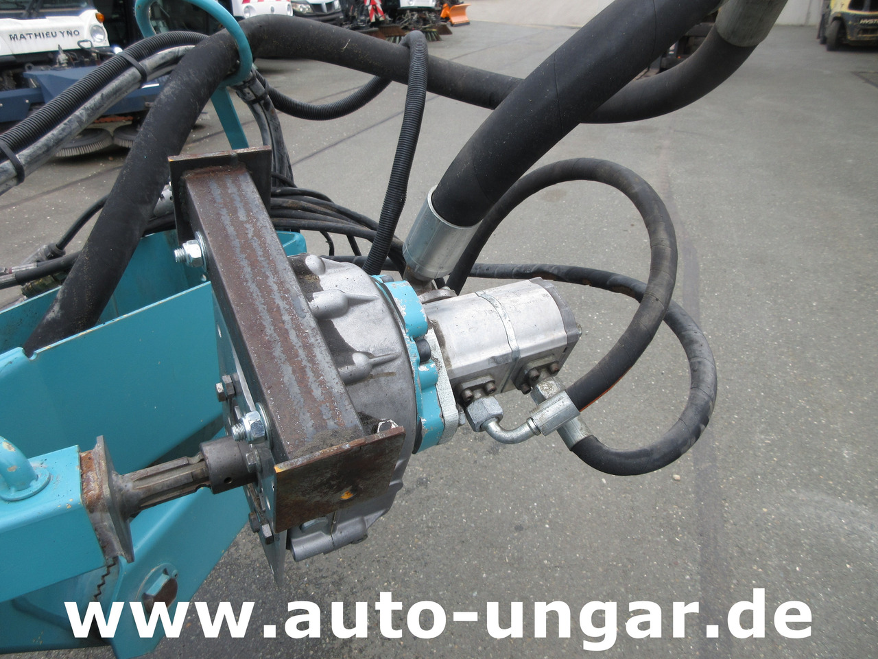 Комунална/ Специална техника Kässbohrer BeachTech 2000 Strandreiniger Beachcleaner Nettoyeur Cribleuse de Plage: снимка 11 Комунална/ Специална техника Kässbohrer BeachTech 2000 Strandreiniger Beachcleaner Nettoyeur Cribleuse de Plage: снимка 11