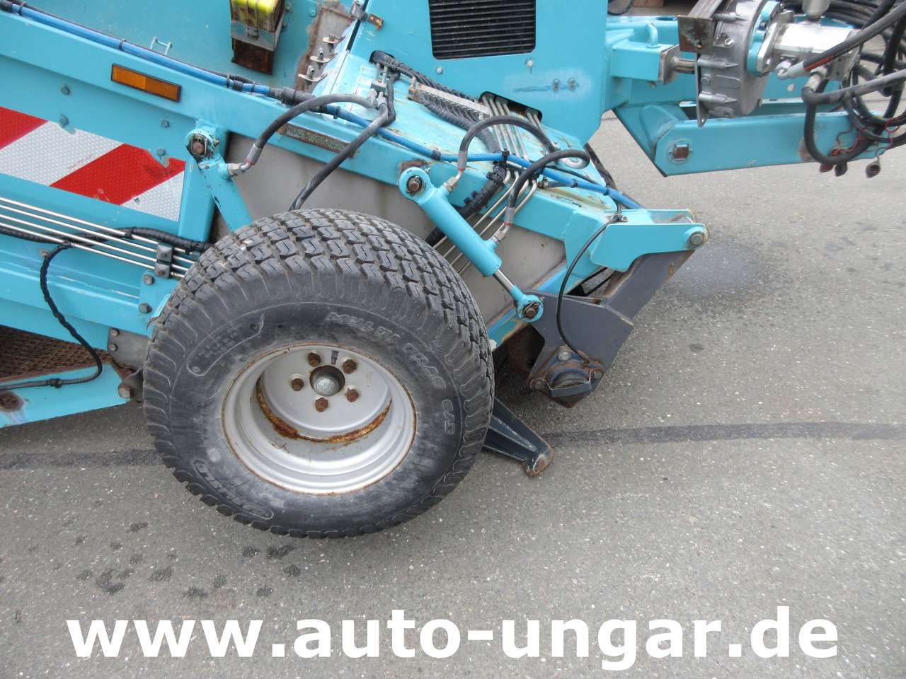 Комунална/ Специална техника Kässbohrer BeachTech 2000 Strandreiniger Beachcleaner Nettoyeur Cribleuse de Plage: снимка 9 Комунална/ Специална техника Kässbohrer BeachTech 2000 Strandreiniger Beachcleaner Nettoyeur Cribleuse de Plage: снимка 9