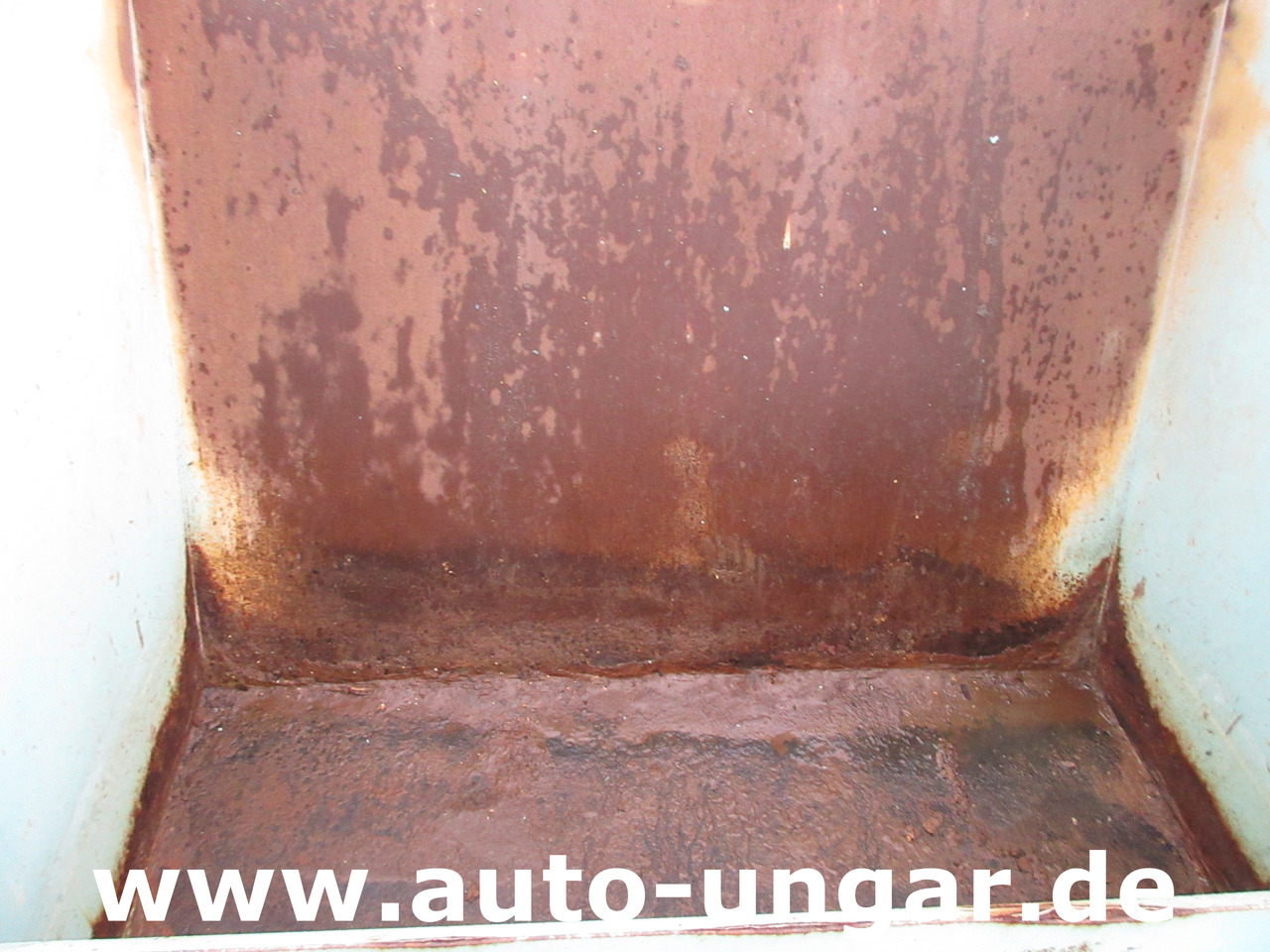 Комунална/ Специална техника Kässbohrer BeachTech STR 2000 Baujahr 2003 BeachCleaner Strandreiniger °0043: снимка 9 Комунална/ Специална техника Kässbohrer BeachTech STR 2000 Baujahr 2003 BeachCleaner Strandreiniger °0043: снимка 9