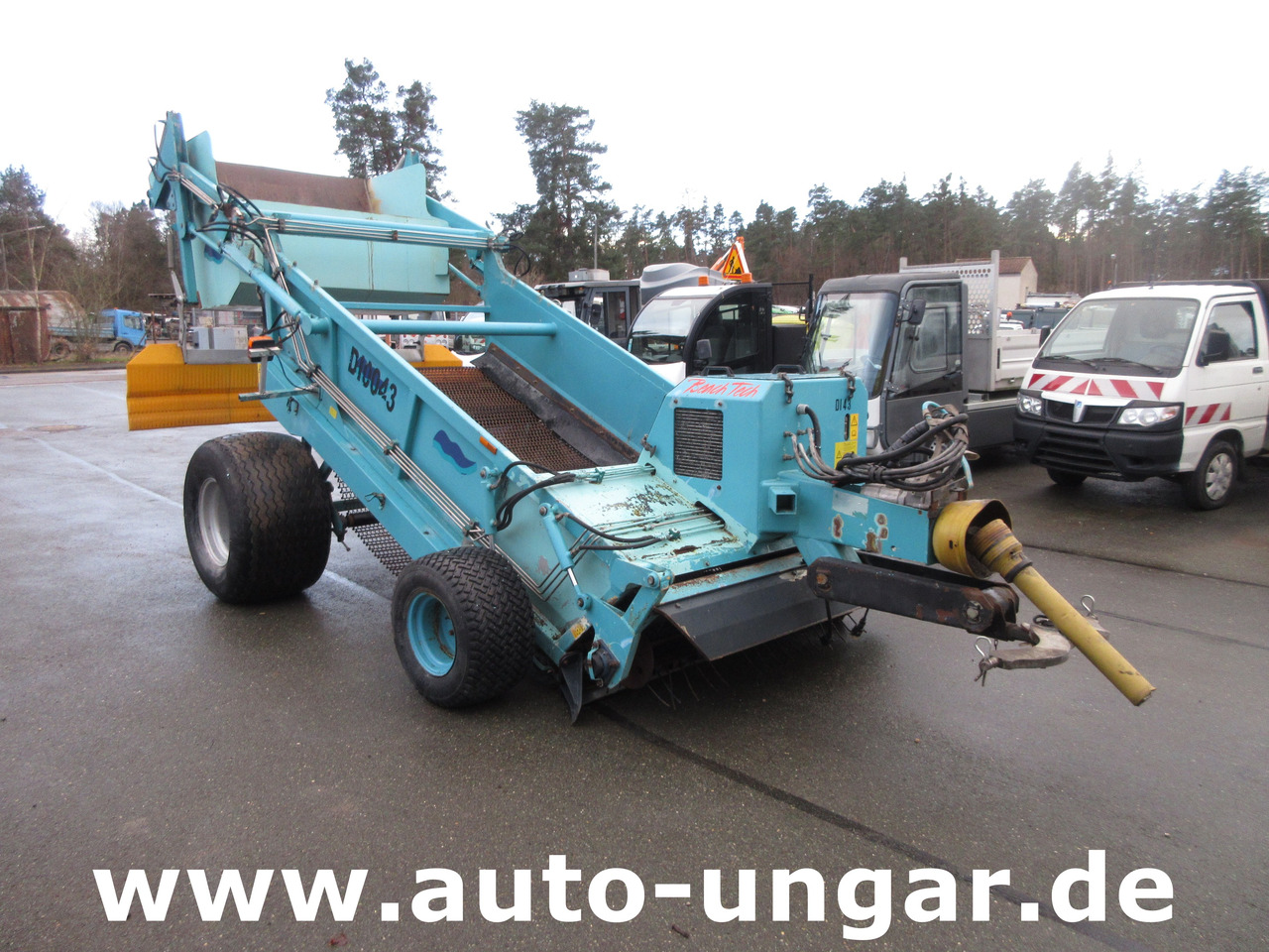 Kässbohrer BeachTech STR 2000 Baujahr 2003 BeachCleaner Strandreiniger °0043 - Комунална/ Специална техника: снимка 1 Kässbohrer BeachTech STR 2000 Baujahr 2003 BeachCleaner Strandreiniger °0043 - Комунална/ Специална техника: снимка 1