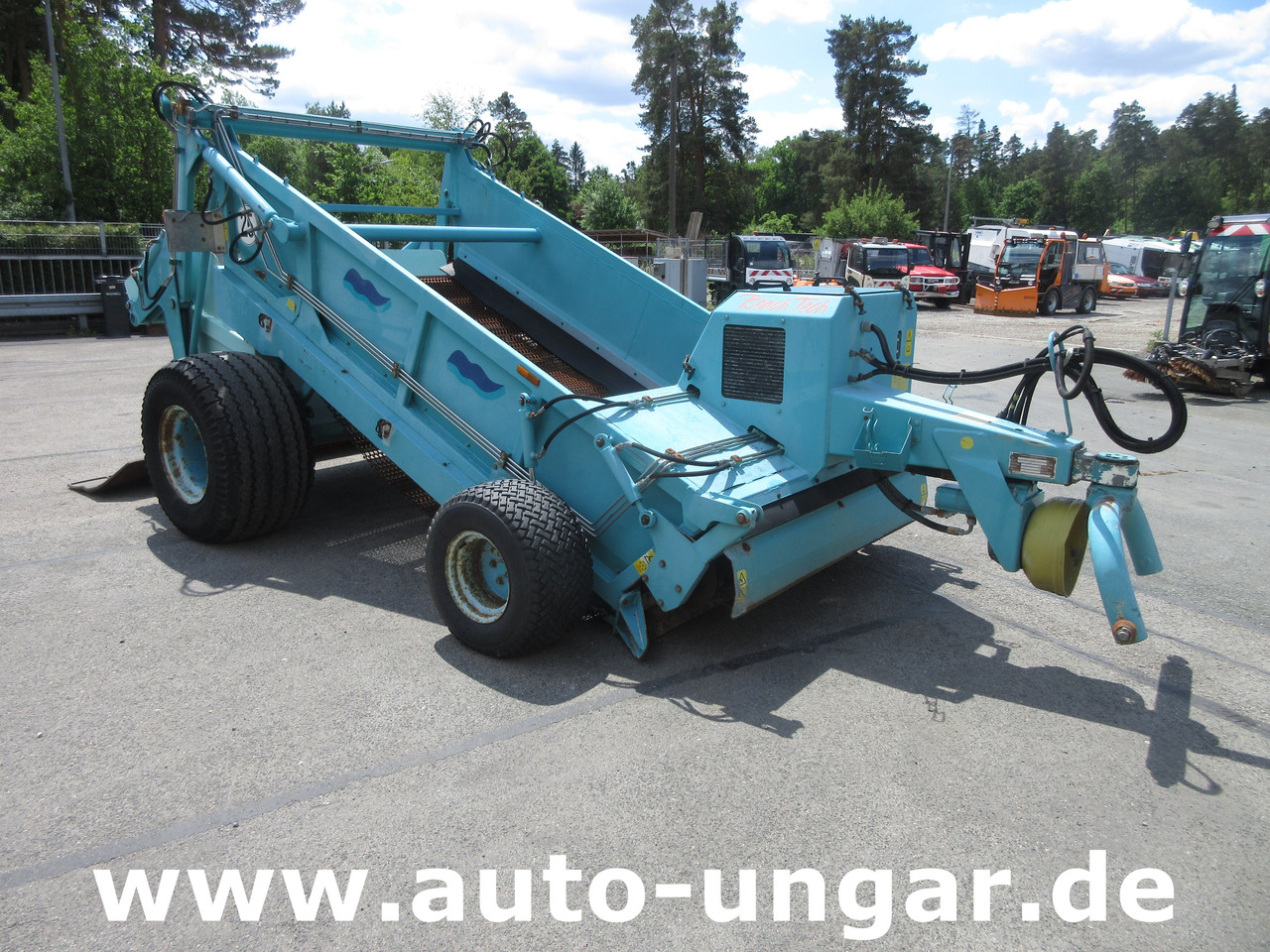 Kässbohrer BeachTech STR 2000 BeachCleaner Strandreiniger καθαριστής παραλίας - Комунална/ Специална техника: снимка 1 Kässbohrer BeachTech STR 2000 BeachCleaner Strandreiniger καθαριστής παραλίας - Комунална/ Специална техника: снимка 1