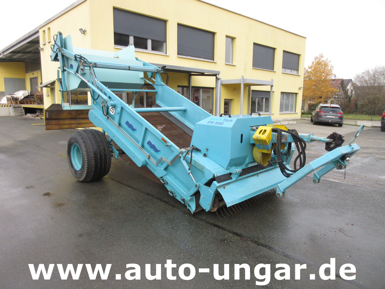 Kässbohrer BeachTech STR 2000 Cribleuse de Plage BeachCleaner Strandreiniger عمال تنظيف الشاطئ - Комунална/ Специална техника: снимка 3 Kässbohrer BeachTech STR 2000 Cribleuse de Plage BeachCleaner Strandreiniger عمال تنظيف الشاطئ - Комунална/ Специална техника: снимка 3