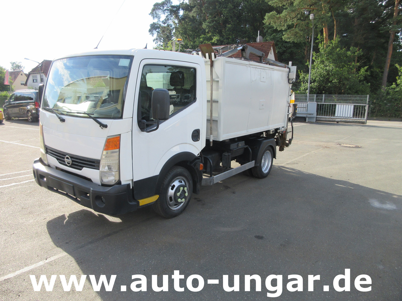 Nissan Cabstar 35.14 Mecagil Lebon Müllwagen BOM Garbage Truck 3.500kg - Боклукчийска кола: снимка 3 Nissan Cabstar 35.14 Mecagil Lebon Müllwagen BOM Garbage Truck 3.500kg - Боклукчийска кола: снимка 3