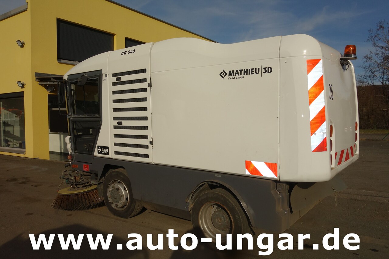 Ravo CR 540 Bj. 2013 Kehrmschine Straßenkehrer Streetsweeper Kommunalfahrzeug - Мотометачна машина: снимка 5 Ravo CR 540 Bj. 2013 Kehrmschine Straßenkehrer Streetsweeper Kommunalfahrzeug - Мотометачна машина: снимка 5