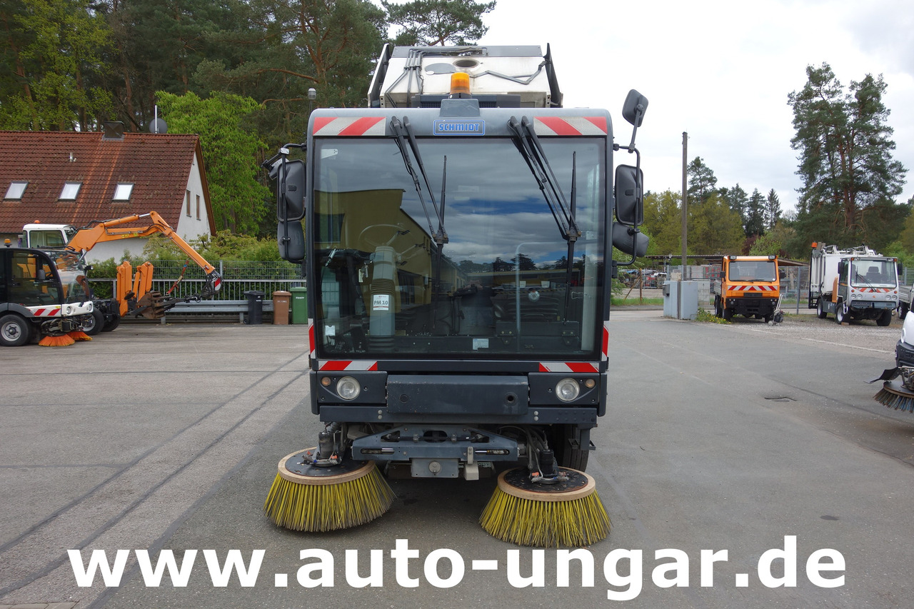 SCHMIDT Cleango 500 EURO 6 Baujahr 2017 Kehrmaschine Straßenkehrmaschine - Мотометачна машина: снимка 2 SCHMIDT Cleango 500 EURO 6 Baujahr 2017 Kehrmaschine Straßenkehrmaschine - Мотометачна машина: снимка 2