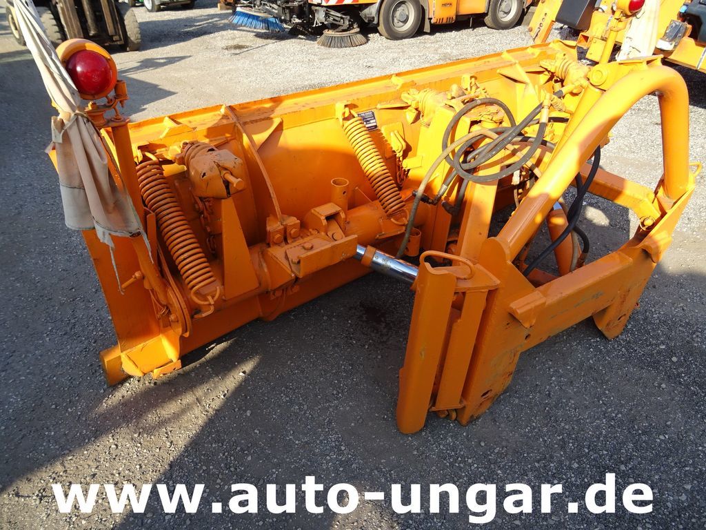 SCHMIDT E 2.3 Schneepflug - Schneeschild 270cm - Гребло за сняг: снимка 3 SCHMIDT E 2.3 Schneepflug - Schneeschild 270cm - Гребло за сняг: снимка 3