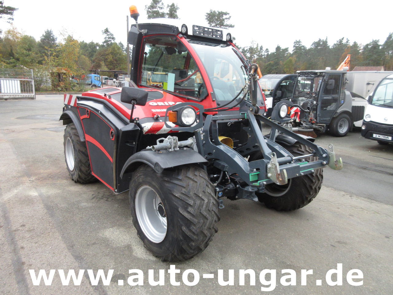 Sauerburger Grip 4 - 75 Standard Hangschlepper Bergtraktot Aebi TT Reform Metrac - Шредер с телескопично рамо: снимка 1 Sauerburger Grip 4 - 75 Standard Hangschlepper Bergtraktot Aebi TT Reform Metrac - Шредер с телескопично рамо: снимка 1