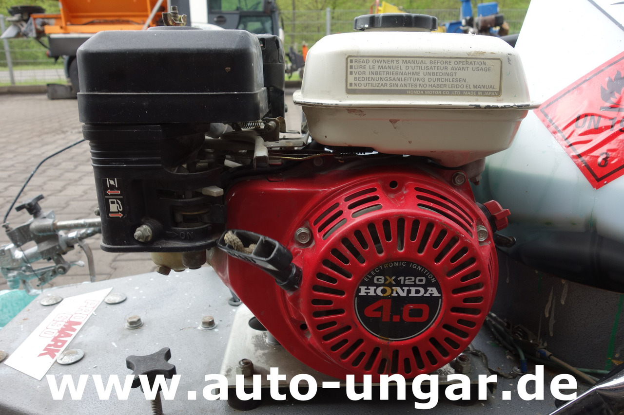 Titan Promark 690 Graco LineLazer Airless Roadmarking Machine Markiermaschine - Техника за слагане на асфалт: снимка 3 Titan Promark 690 Graco LineLazer Airless Roadmarking Machine Markiermaschine - Техника за слагане на асфалт: снимка 3