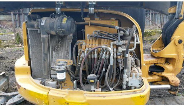 Мини багер Caterpillar 305 E2 +drill: снимка 8