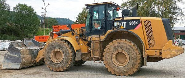 Caterpillar 966 K - Колесен товарач: снимка 1 Caterpillar 966 K - Колесен товарач: снимка 1