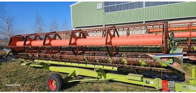 Claas Tucano 450 (839) +V 750 - Зърнокомбайн: снимка 4 Claas Tucano 450 (839) +V 750 - Зърнокомбайн: снимка 4