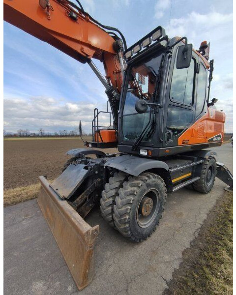 Doosan 18.6t DX170 W-7 (DEVELON) - Колесен багер: снимка 4 Doosan 18.6t DX170 W-7 (DEVELON) - Колесен багер: снимка 4