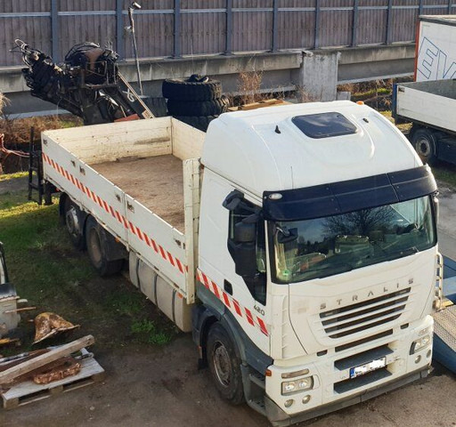 Iveco Stralis 420 - Бордови камион, Камион с кран: снимка 2 Iveco Stralis 420 - Бордови камион, Камион с кран: снимка 2