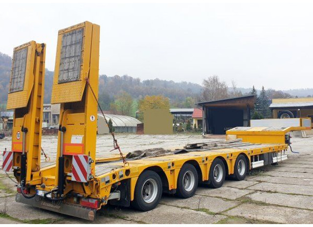Нискорамна площадка полуремарке Kässbohrer LB4E: снимка 8