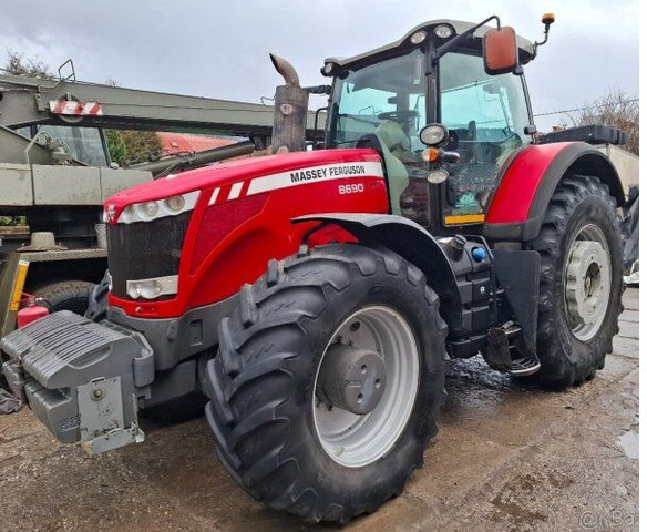 Massey Ferguson 8690 - Трактор: снимка 4 Massey Ferguson 8690 - Трактор: снимка 4