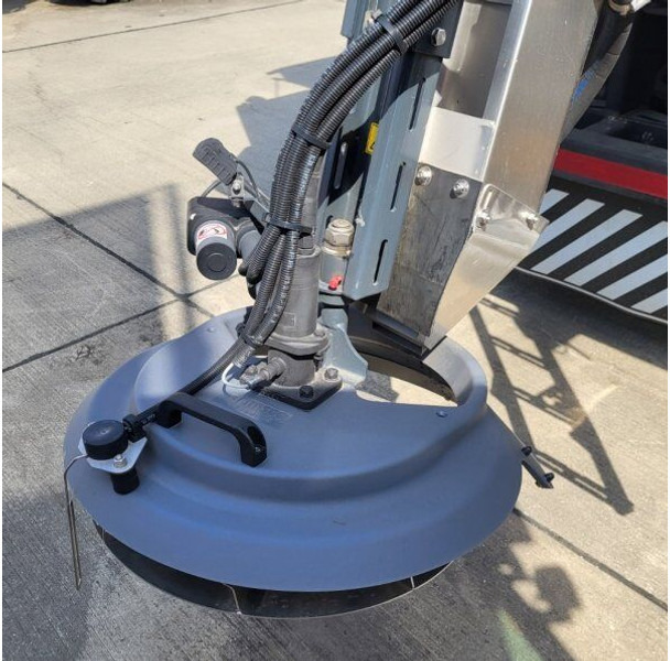 RASCO Solid LLB 4500 (+Kubota diesel) - Машина за разпръскване на сол/ Пясък: снимка 3 RASCO Solid LLB 4500 (+Kubota diesel) - Машина за разпръскване на сол/ Пясък: снимка 3