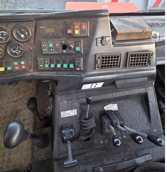 Строителна техника Praga UV 80 +Kobit: снимка 6 Строителна техника Praga UV 80 +Kobit: снимка 6