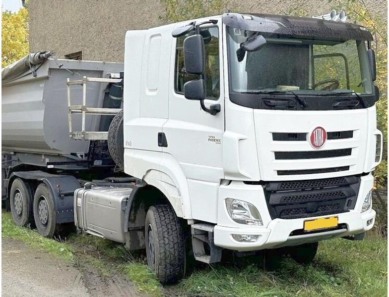 Tatra 6x6 hydr. 75/48t Phoenix 158/DAF (TRACTOR docs/kfz!) - Влекач: снимка 1 Tatra 6x6 hydr. 75/48t Phoenix 158/DAF (TRACTOR docs/kfz!) - Влекач: снимка 1