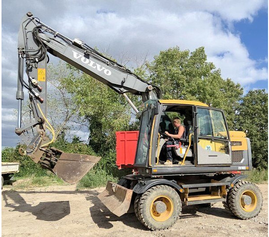 Volvo EW 140D (17t) - Колесен багер: снимка 3 Volvo EW 140D (17t) - Колесен багер: снимка 3