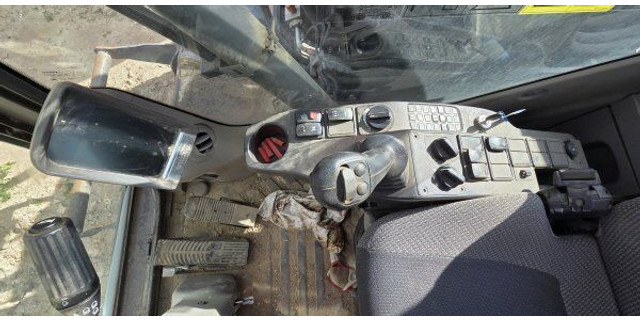 Колесен багер Volvo EW 140D (17t): снимка 11