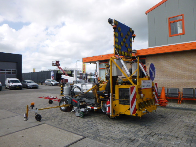 Clenosol Borum RM533 Super DOT - Техника за слагане на асфалт: снимка 4 Clenosol Borum RM533 Super DOT - Техника за слагане на асфалт: снимка 4