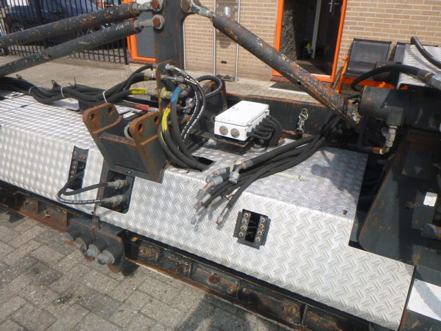 Лизинг на DYNAPAC SB1250PL DYNAPAC SB1250PL: снимка 13