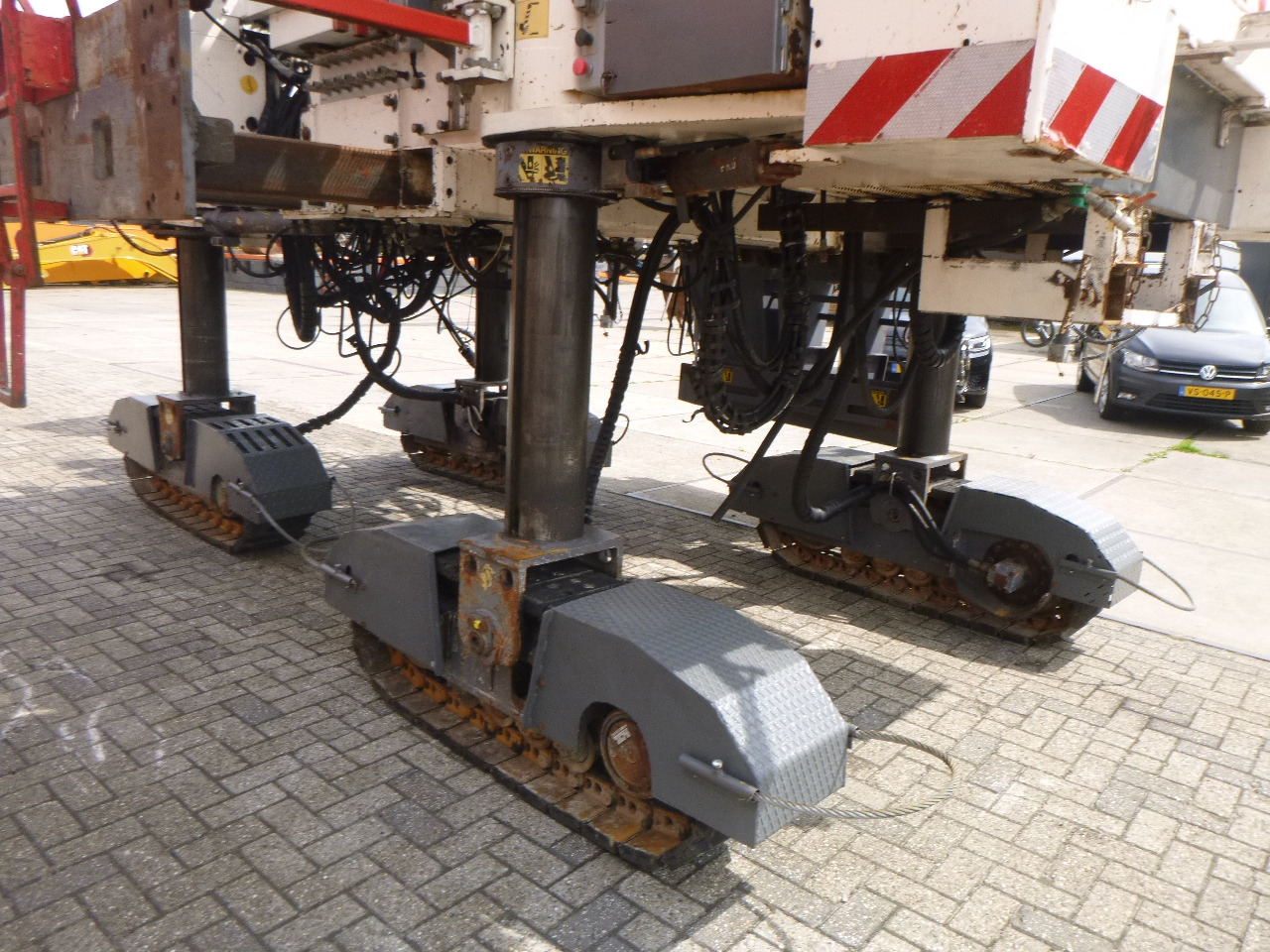 Бетонополагаща машина WIRTGEN SP250: снимка 12
