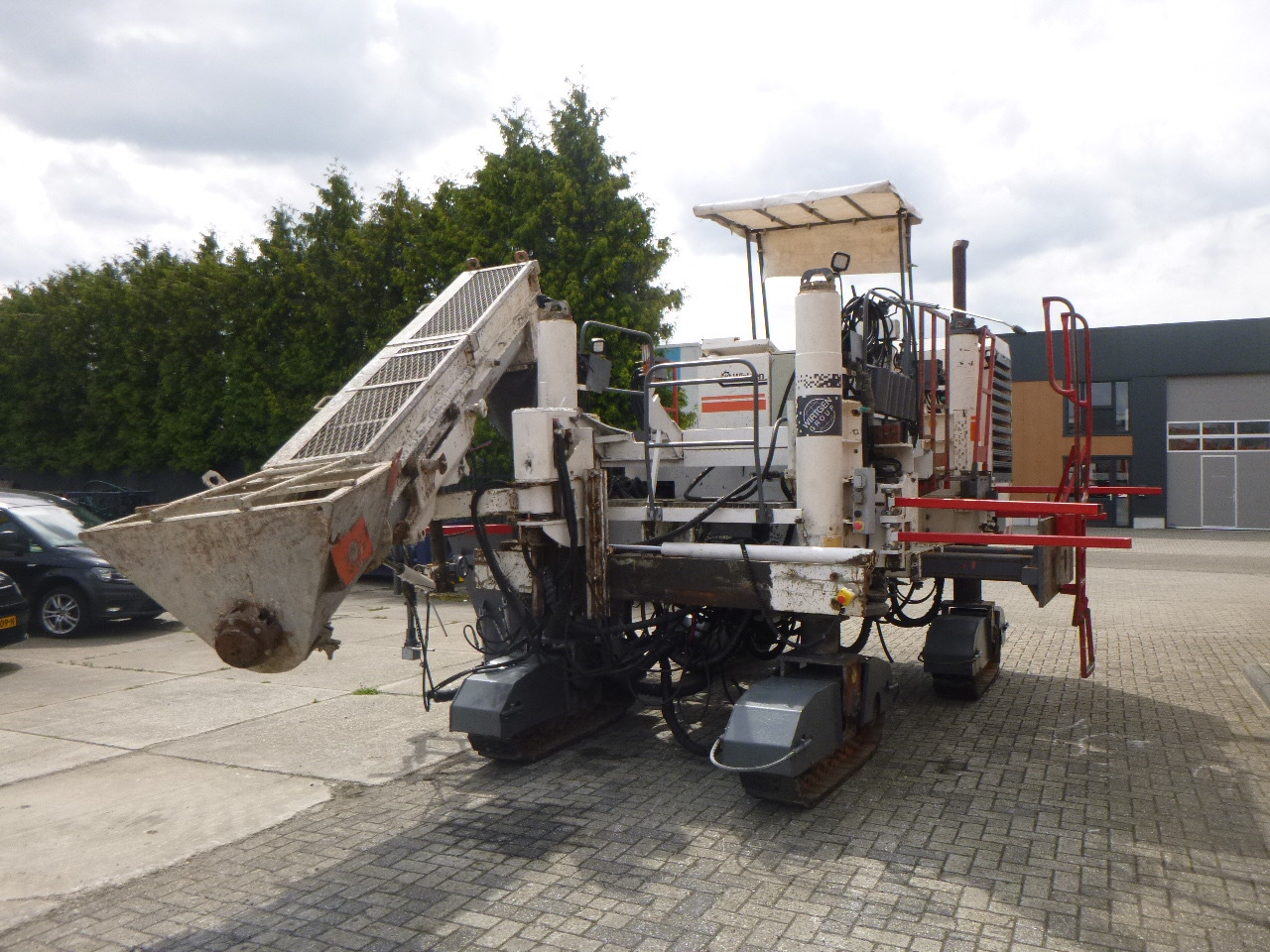 Бетонополагаща машина WIRTGEN SP250: снимка 47