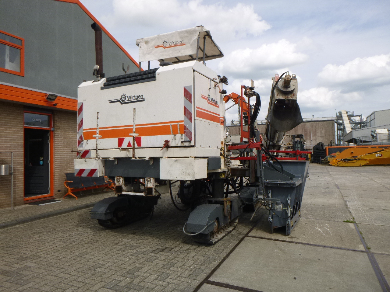 Бетонополагаща машина WIRTGEN SP250: снимка 45