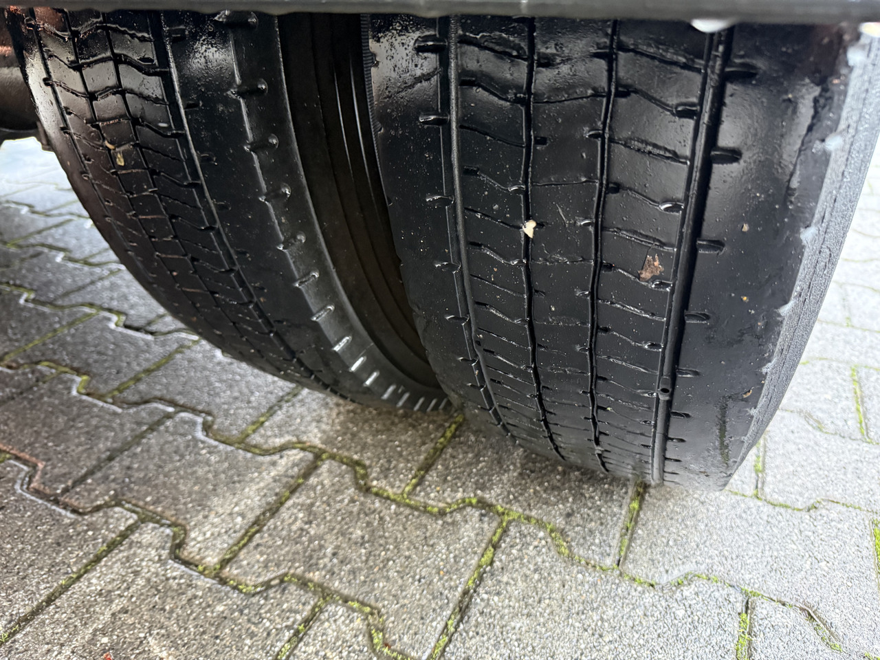 Iveco EuroCargo 80E22 Kran HMF 735 bis 15 Meter - Бордови камион, Камион с кран: снимка 2 Iveco EuroCargo 80E22 Kran HMF 735 bis 15 Meter - Бордови камион, Камион с кран: снимка 2