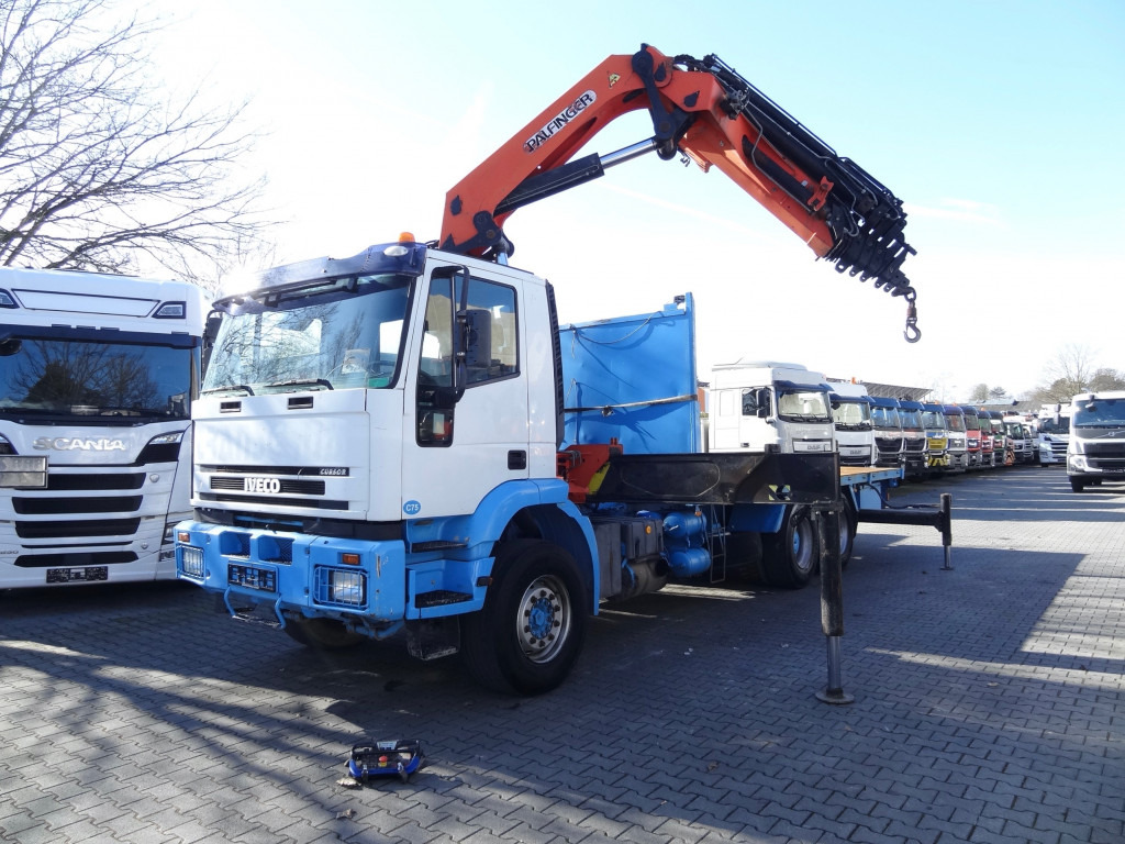 Iveco EuroTrakker 260E31 6X4 Palfinger 36002 - Бордови камион, Камион с кран: снимка 1 Iveco EuroTrakker 260E31 6X4 Palfinger 36002 - Бордови камион, Камион с кран: снимка 1