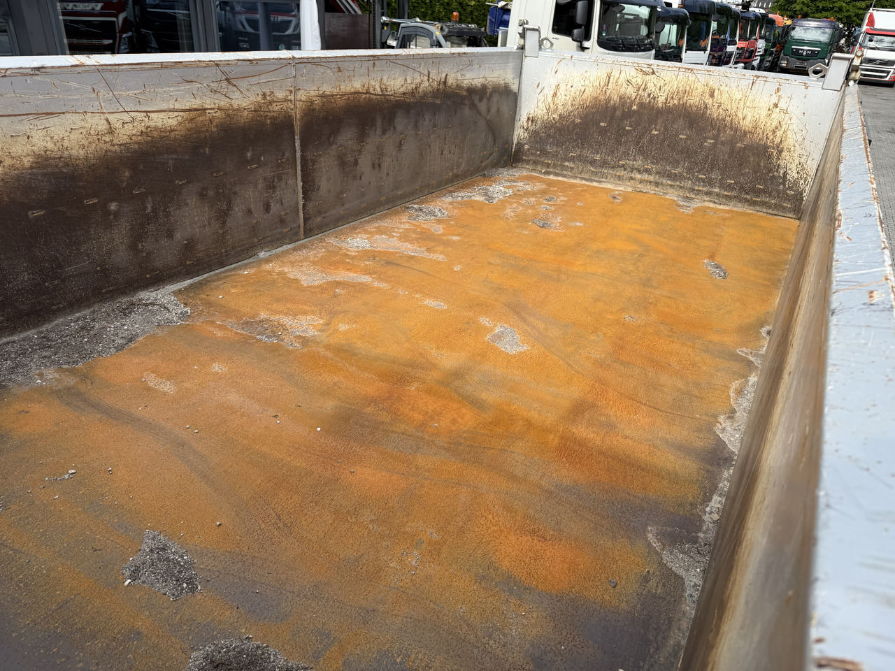 Iveco T-Way 510 / AT410T51 8X4 Meiller - Самосвал камион: снимка 4 Iveco T-Way 510 / AT410T51 8X4 Meiller - Самосвал камион: снимка 4