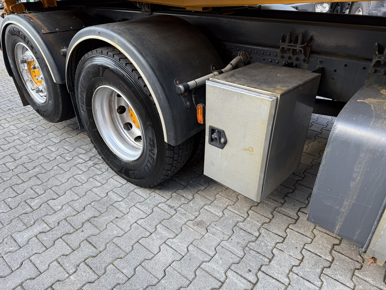 MAN TGA 26.360 6X2 Kipper Kran Palfinger 15500 - Самосвал камион, Камион с кран: снимка 2 MAN TGA 26.360 6X2 Kipper Kran Palfinger 15500 - Самосвал камион, Камион с кран: снимка 2