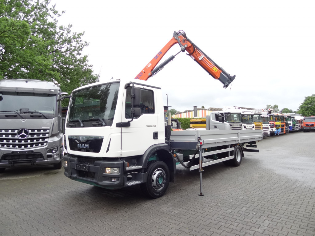 MAN TGM 15.250 Pesci SE78/2 Kran - Бордови камион, Камион с кран: снимка 1 MAN TGM 15.250 Pesci SE78/2 Kran - Бордови камион, Камион с кран: снимка 1
