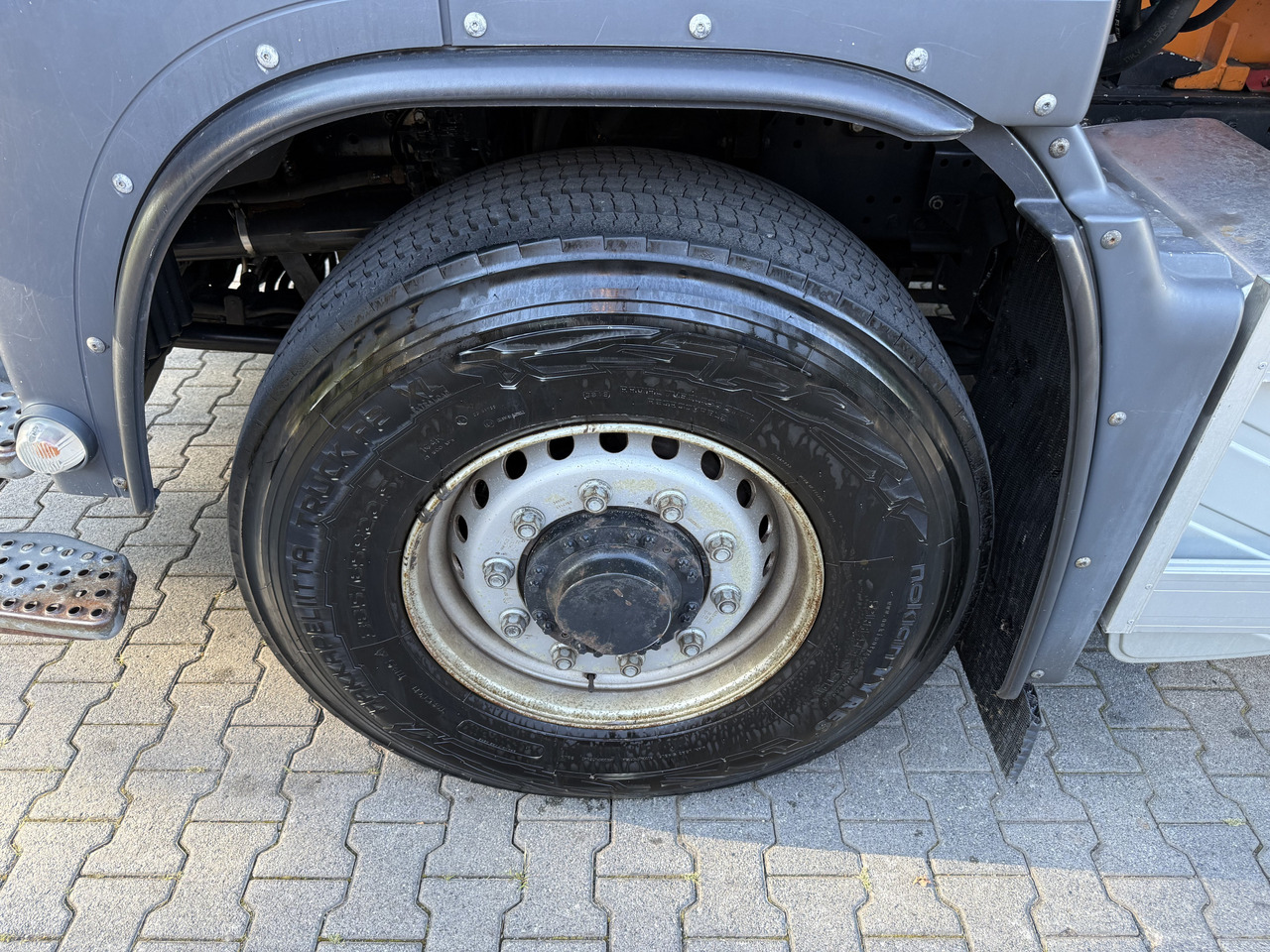 MAN TGS 28.400 6X4H-4 BL - Шаси кабина, Камион с кран: снимка 4 MAN TGS 28.400 6X4H-4 BL - Шаси кабина, Камион с кран: снимка 4
