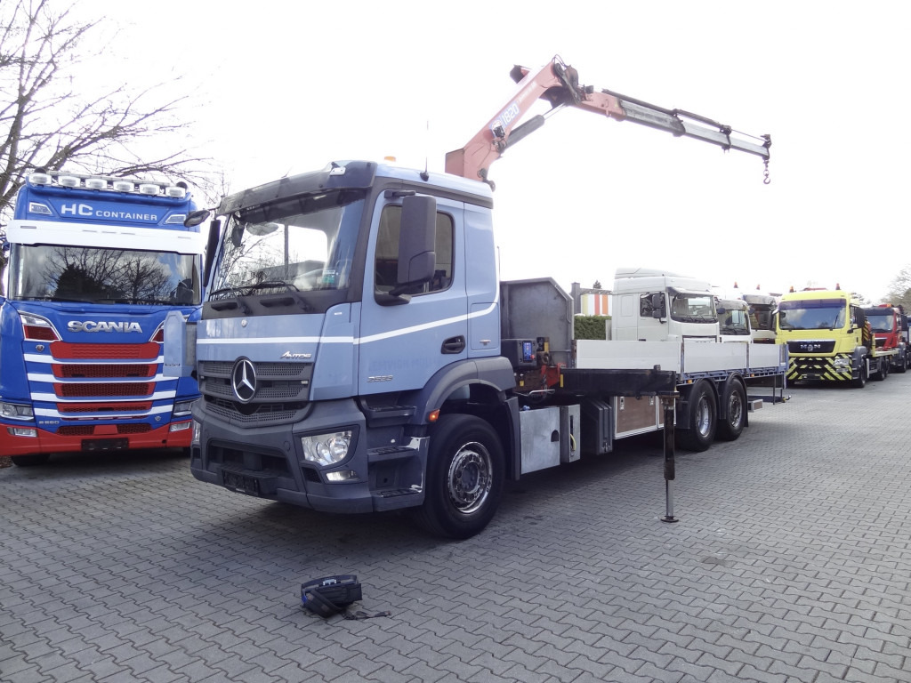 Mercedes-Benz Actros 2533 6X2 HMF 1820 Langmaterial - Бордови камион, Камион с кран: снимка 1 Mercedes-Benz Actros 2533 6X2 HMF 1820 Langmaterial - Бордови камион, Камион с кран: снимка 1