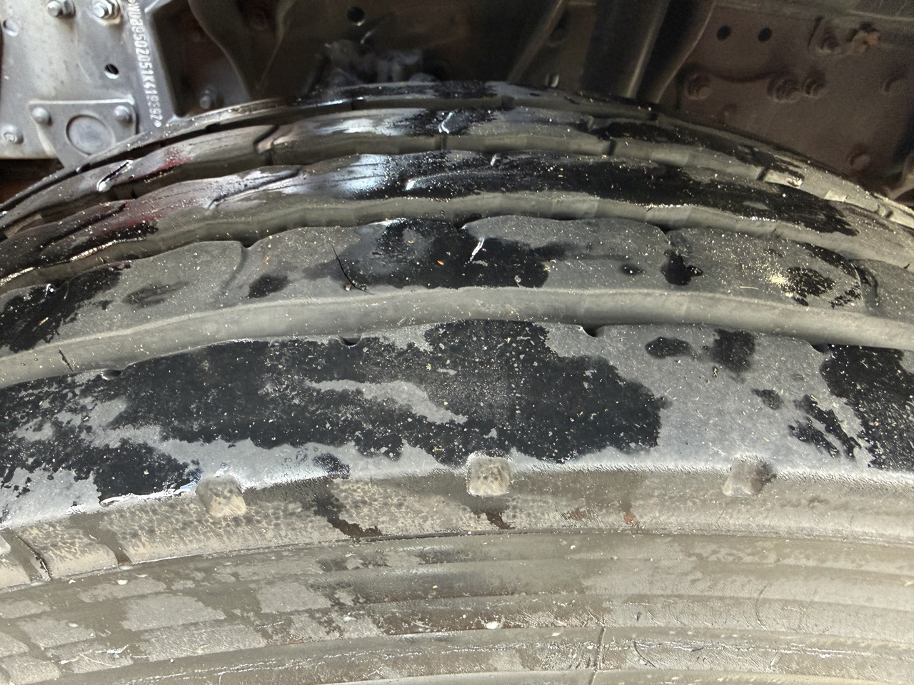 Mercedes-Benz Actros 2535 6X2 HMF 2420 bis 25 Meter - Камион с кран, Бордови камион: снимка 4 Mercedes-Benz Actros 2535 6X2 HMF 2420 bis 25 Meter - Камион с кран, Бордови камион: снимка 4