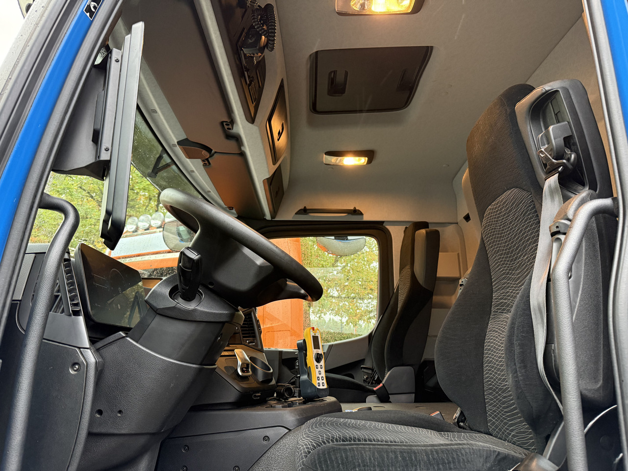 Mercedes-Benz Actros MP5 2546 6X2 Meiller RS21 - Мултилифт с кука камион: снимка 3 Mercedes-Benz Actros MP5 2546 6X2 Meiller RS21 - Мултилифт с кука камион: снимка 3