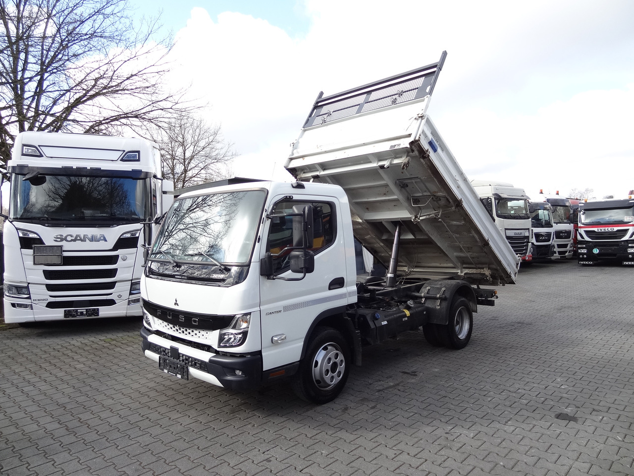 Mitsubishi Fuso 7C18 Meiller - Самосвал камион: снимка 1 Mitsubishi Fuso 7C18 Meiller - Самосвал камион: снимка 1