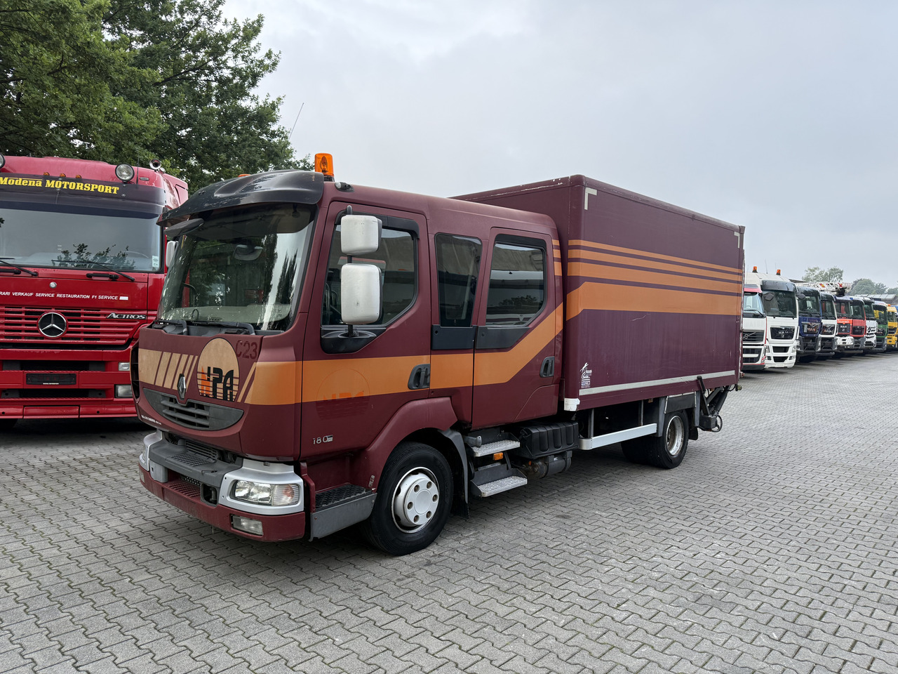 Renault Midlum 180.10 DoKa - Камион фургон: снимка 1 Renault Midlum 180.10 DoKa - Камион фургон: снимка 1